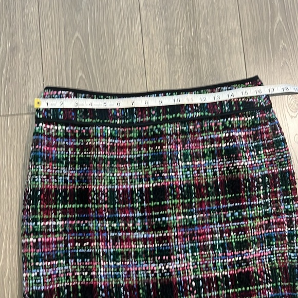 Talbots Petite Sz 10p plaid tweed wool blend fully lined pencil skirt ￼ - Picture 6 of 7